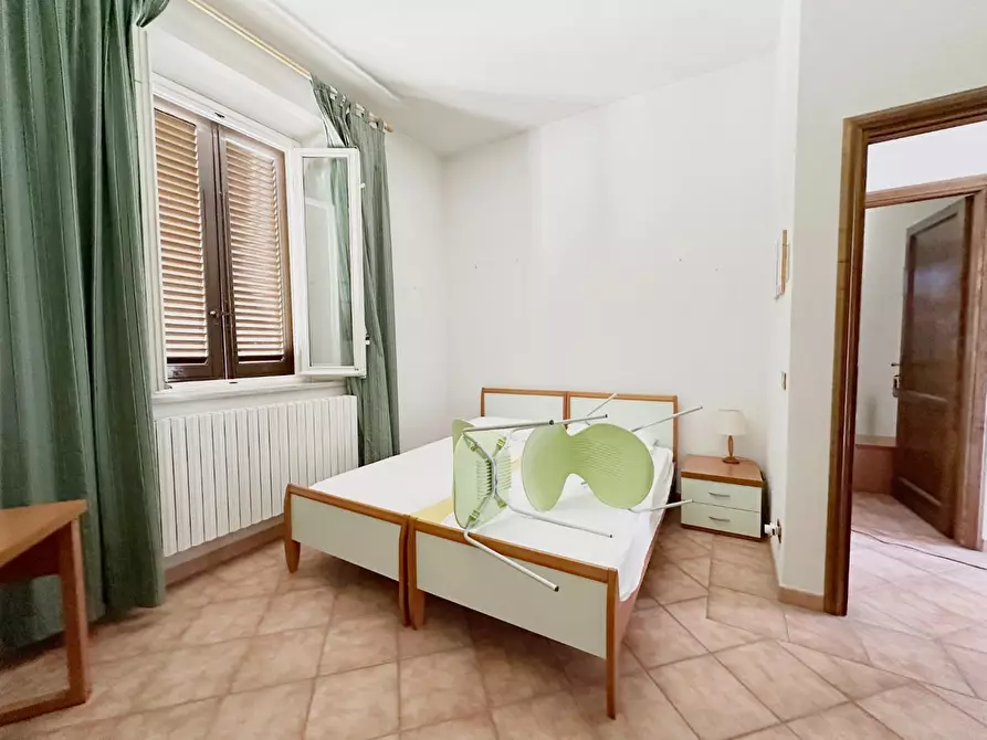 Immagine 14 di Villa in vendita  a Lucca