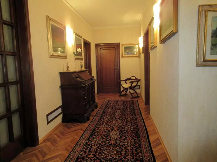 Immagine 8 di Villa in vendita  a Vinci