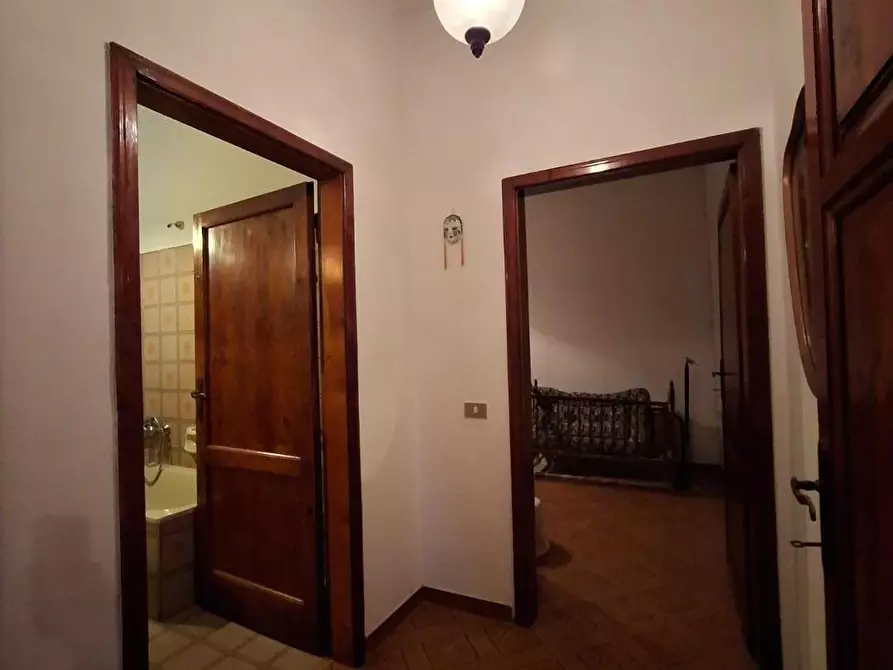 Immagine 29 di Villa in vendita  a Fucecchio