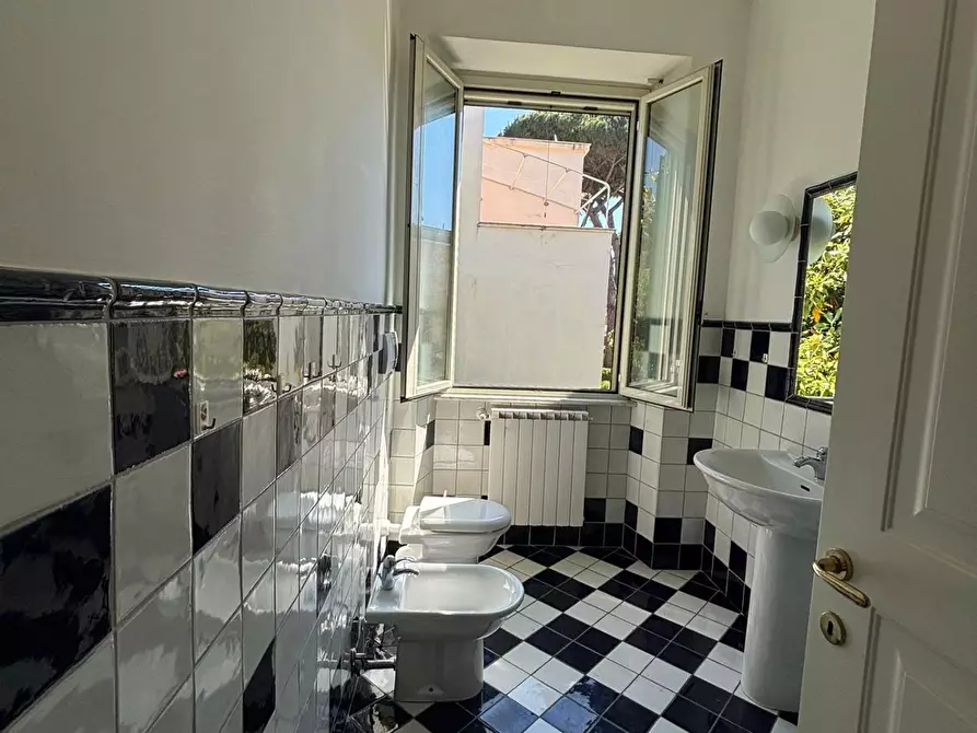 Immagine 34 di Appartamento in vendita  a Anzio