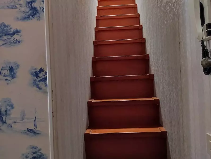 Immagine 8 di Appartamento in vendita  a Rosignano Marittimo