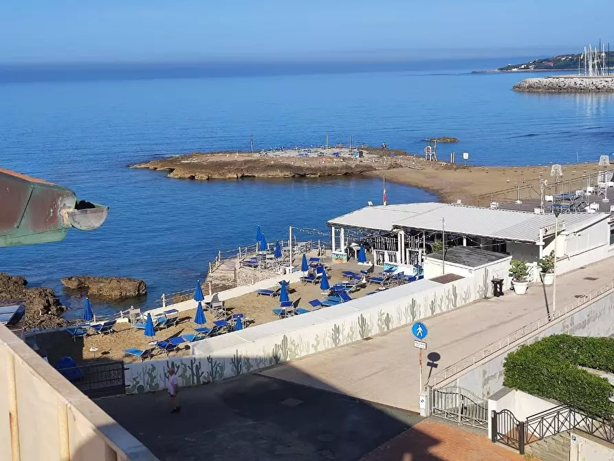 Immagine 11 di Appartamento in vendita  a Rosignano Marittimo