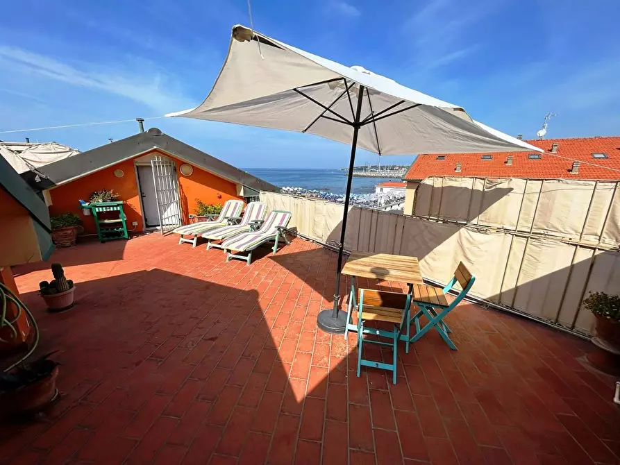 Immagine 1 di Appartamento in vendita  a Rosignano Marittimo