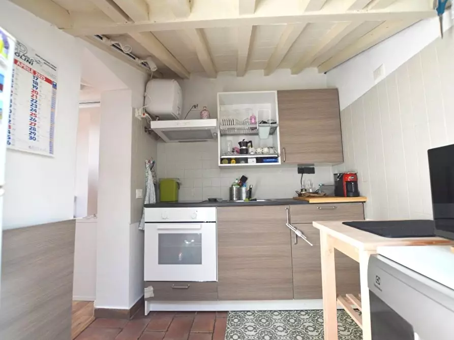 Immagine 6 di Mansarda in vendita  a Lucca