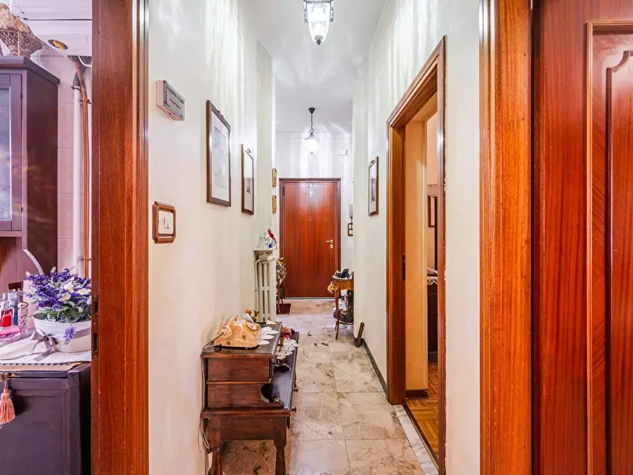 Immagine 12 di Appartamento in vendita  a Reggio Nell'emilia