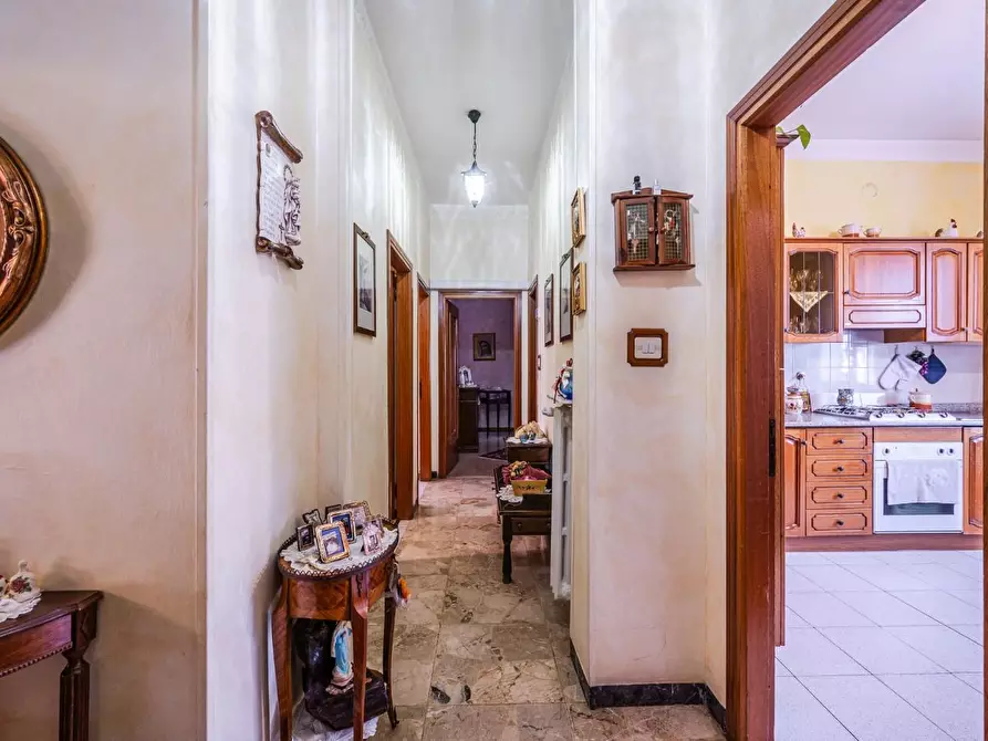 Immagine 6 di Appartamento in vendita  a Reggio Nell'emilia