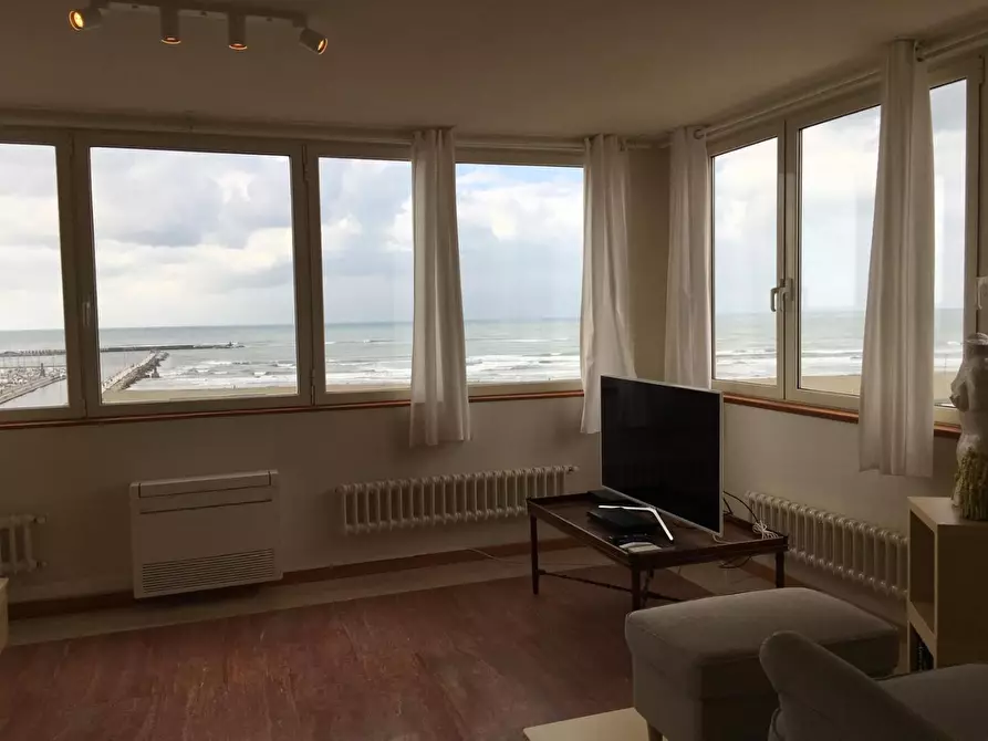 Immagine 26 di Appartamento in vendita  a Viareggio