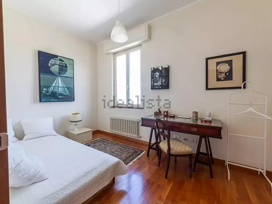 Immagine 9 di Appartamento in vendita  a Viareggio