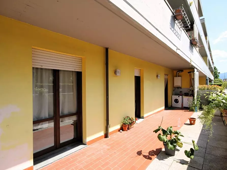 Immagine 2 di Appartamento in vendita  a Capannori