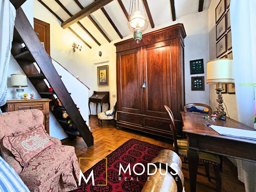 Immagine 52 di Villa in vendita  a Pisa