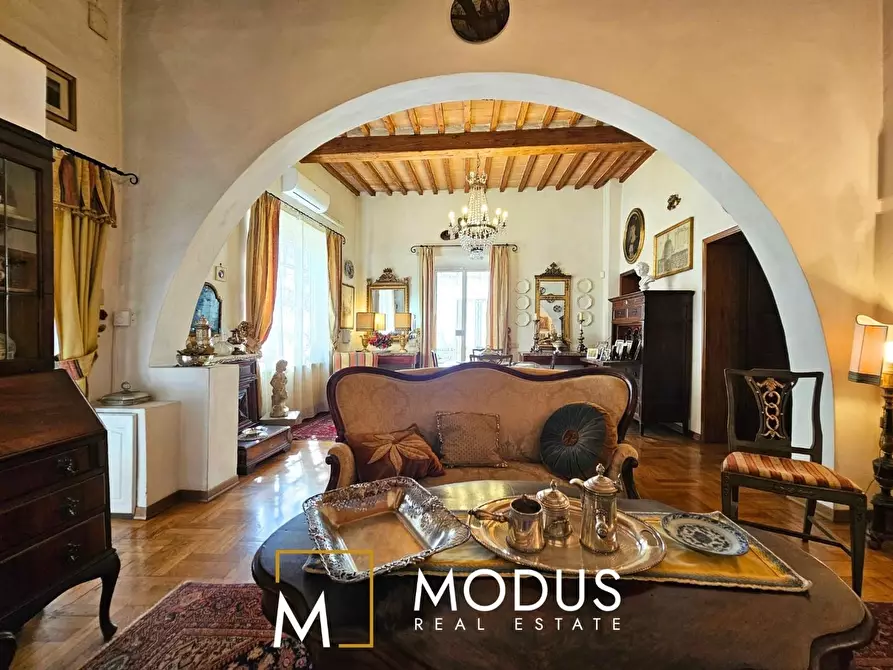 Immagine 35 di Villa in vendita  a Pisa