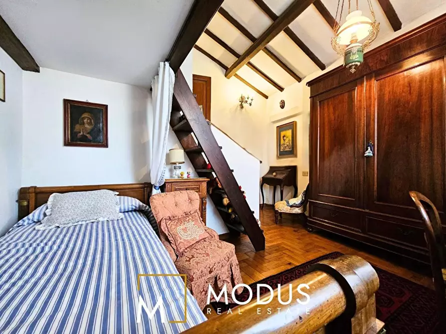 Immagine 53 di Villa in vendita  a Pisa