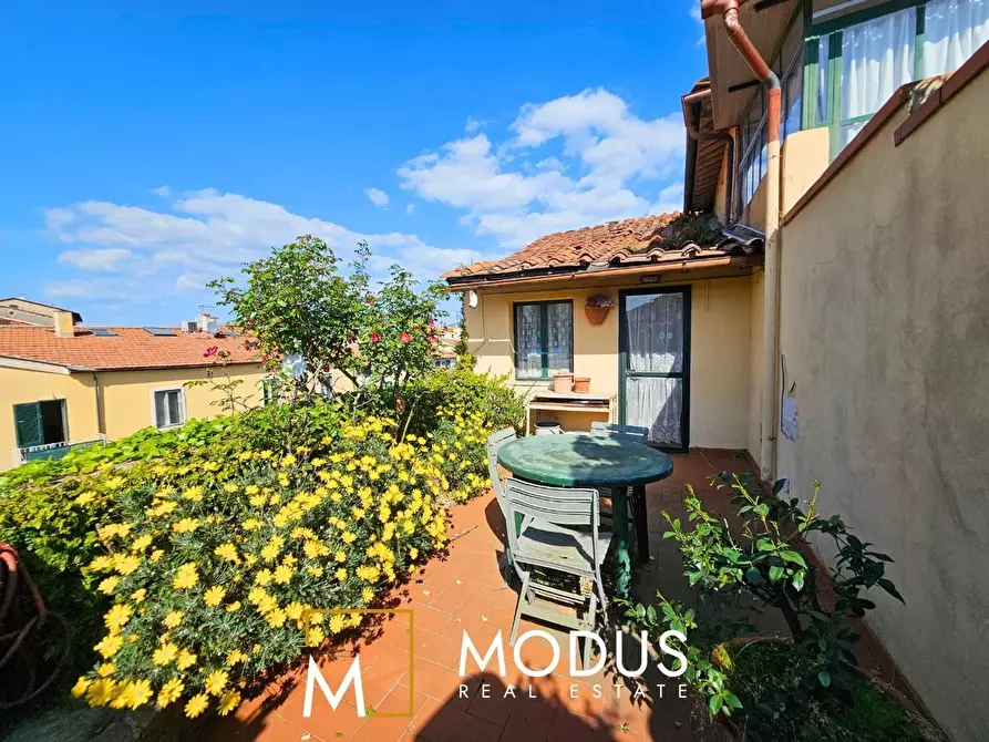 Immagine 19 di Villa in vendita  a Pisa