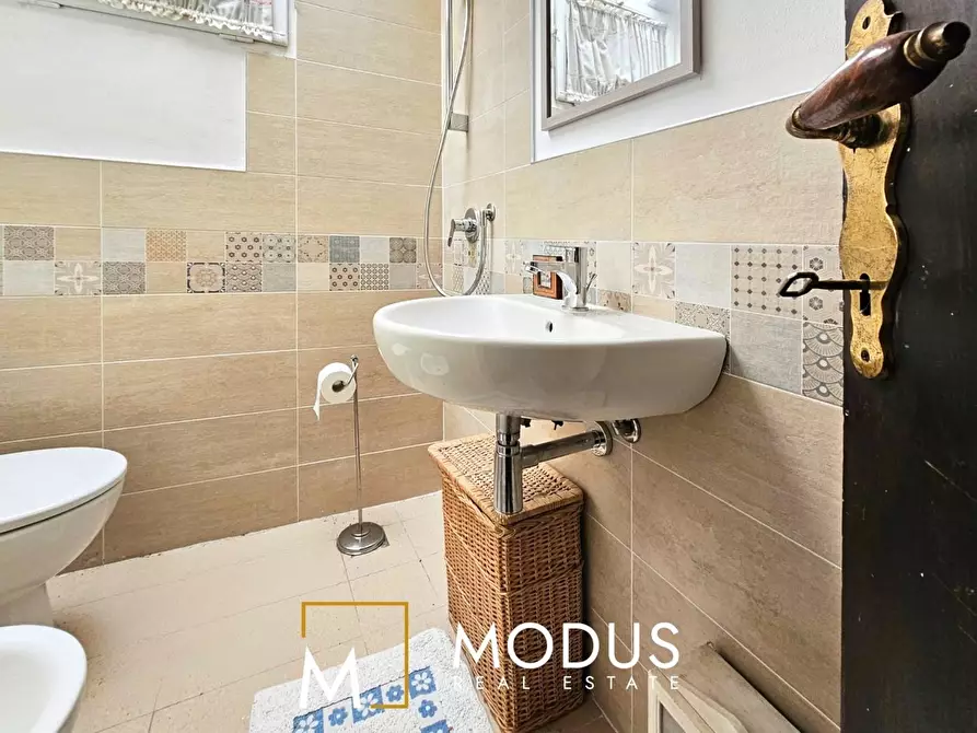 Immagine 73 di Villa in vendita  a Pisa