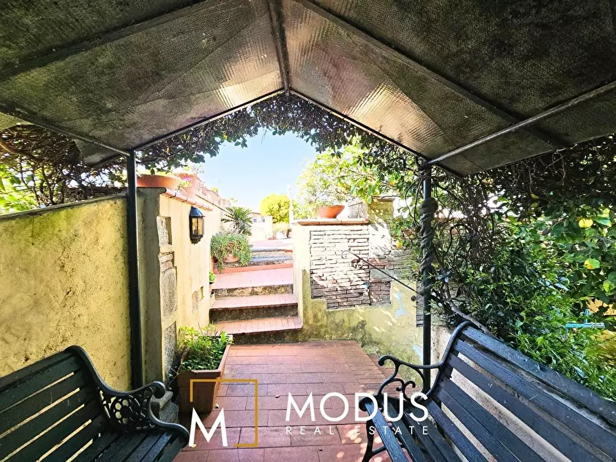 Immagine 67 di Villa in vendita  a Pisa