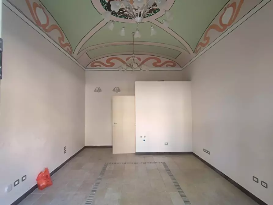 Immagine 2 di Locale commerciale in affitto  a Grosseto