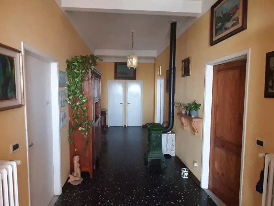 Immagine 4 di Appartamento in vendita  a Rosignano Marittimo