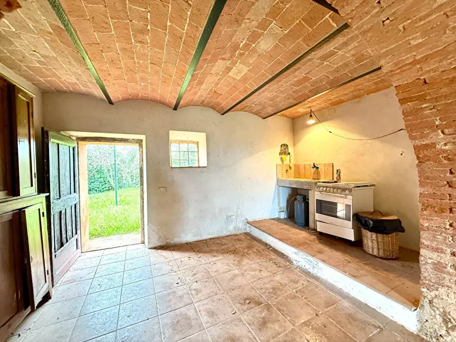 Immagine 32 di Casa colonica in vendita  a Casciana Terme Lari