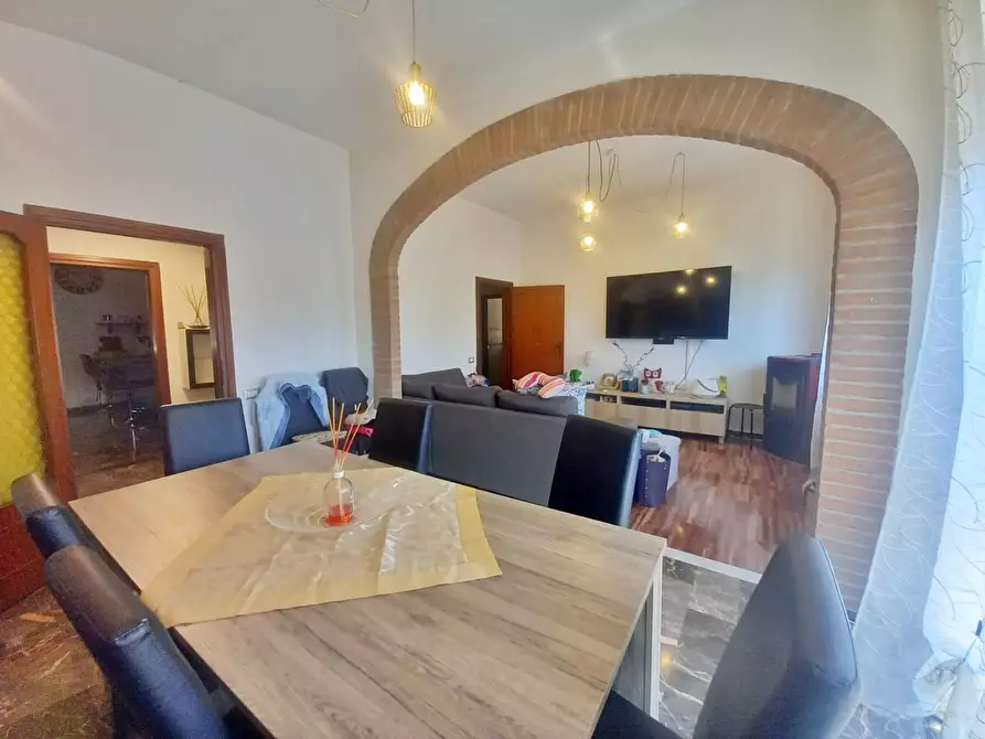 Immagine 2 di Appartamento in vendita  a Certaldo