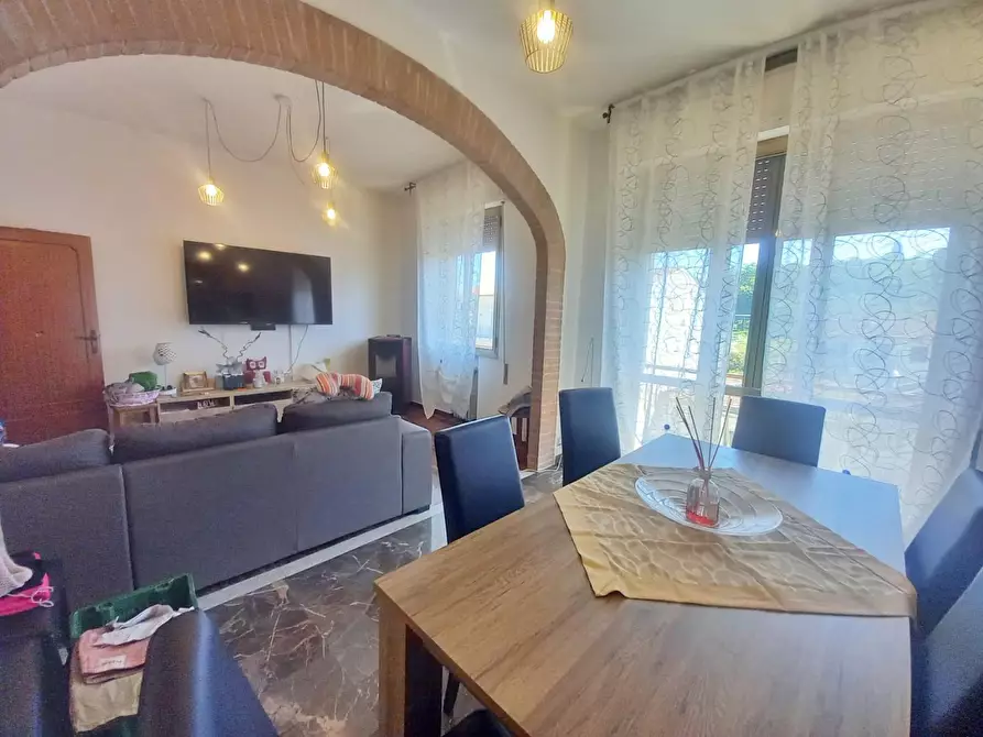 Immagine 4 di Appartamento in vendita  a Certaldo