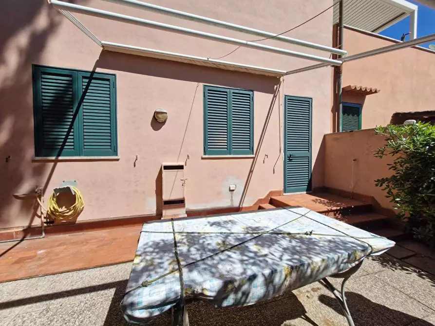 Immagine 13 di Appartamento in vendita  a Rio Marina