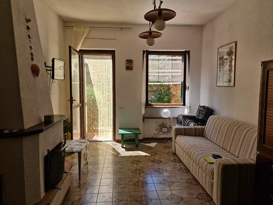 Immagine 1 di Appartamento in vendita  a Rio Marina