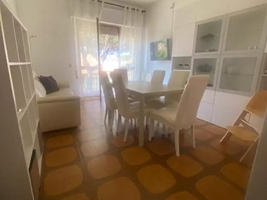 Immagine 12 di Appartamento in affitto  a Camaiore