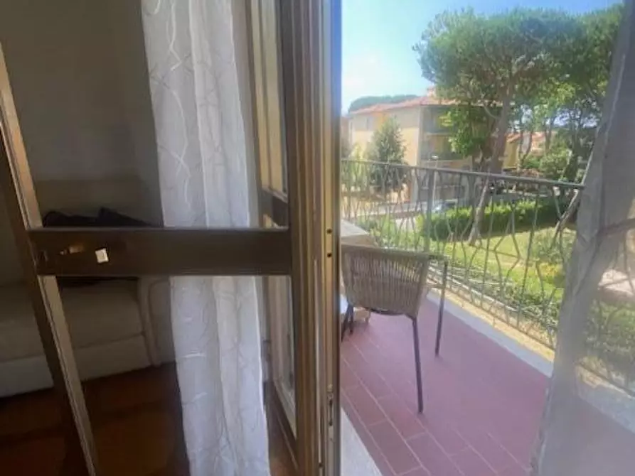 Immagine 22 di Appartamento in affitto  a Camaiore