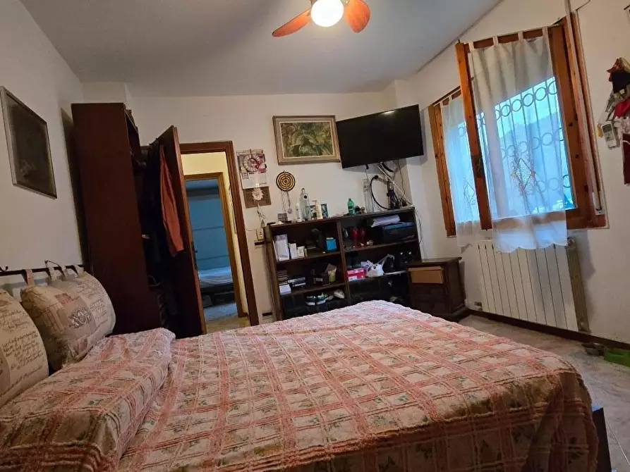 Immagine 8 di Appartamento in vendita  a Massa