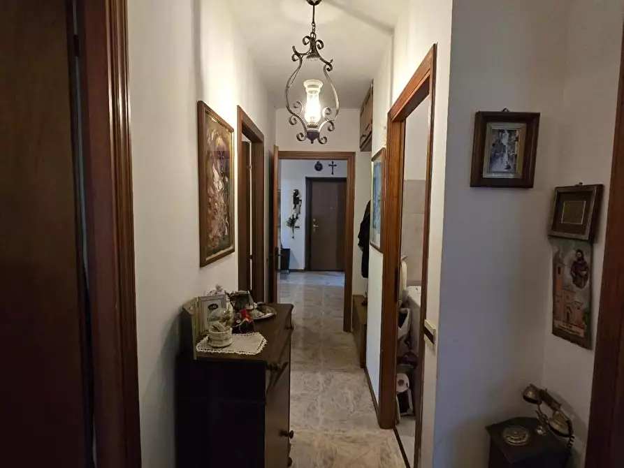 Immagine 9 di Appartamento in vendita  a Massa