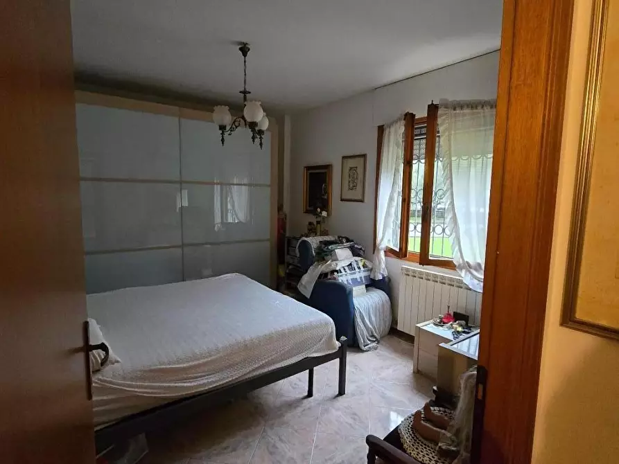 Immagine 7 di Appartamento in vendita  a Massa