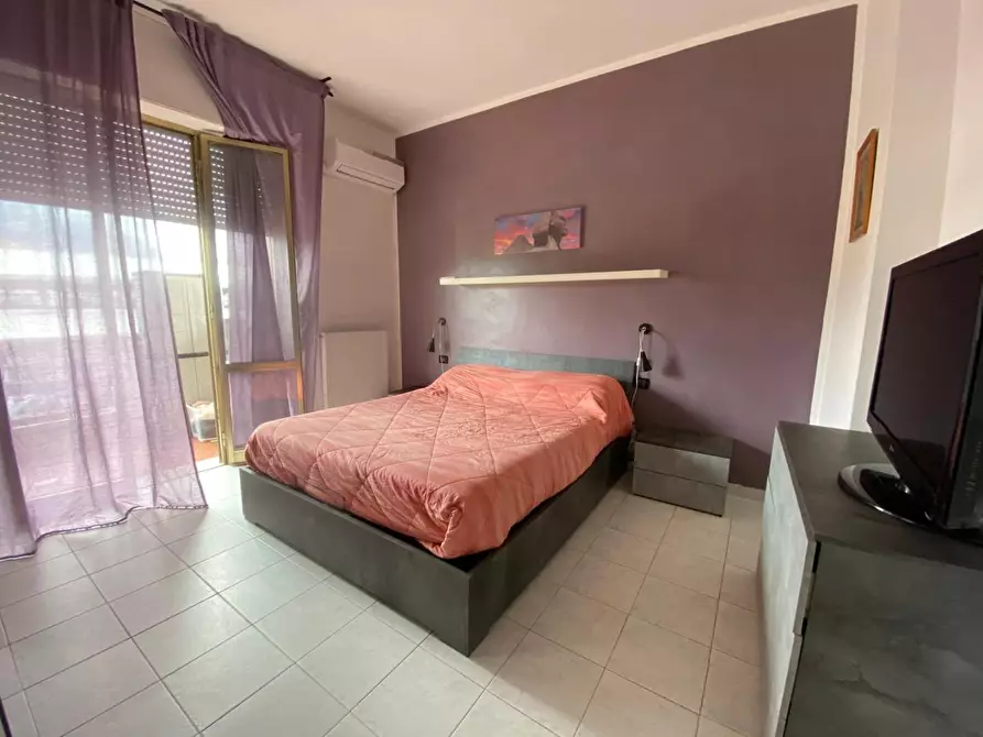 Immagine 8 di Appartamento in affitto  a Carrara