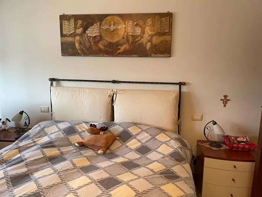 Immagine 4 di Appartamento in vendita  a Siena