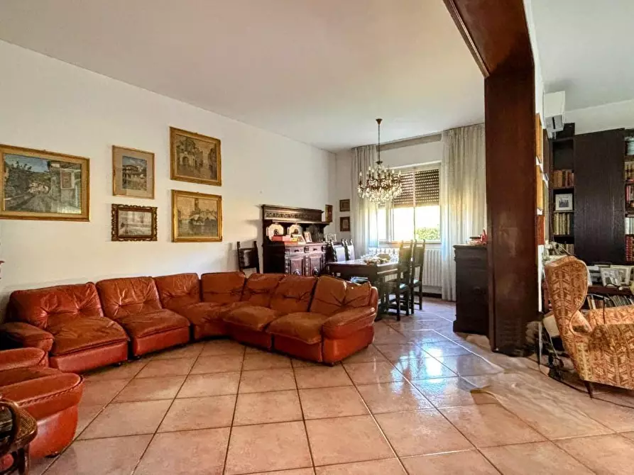 Immagine 19 di Casa bifamiliare in vendita  a Cascina