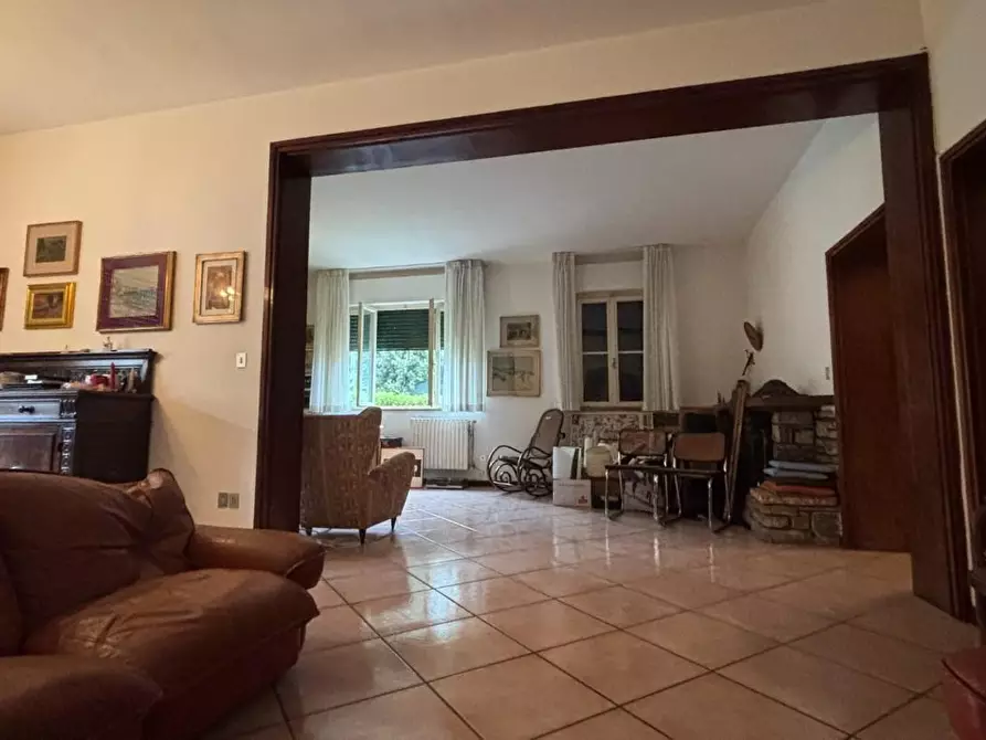 Immagine 17 di Casa bifamiliare in vendita  a Cascina