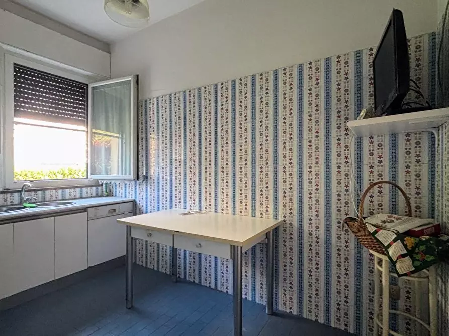 Immagine 4 di Casa bifamiliare in vendita  a Cascina