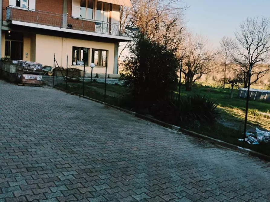 Immagine 30 di Appartamento in vendita  a Quattro Castella