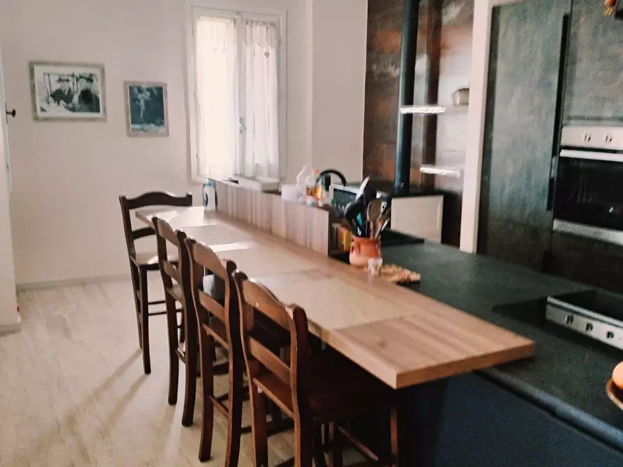 Immagine 13 di Appartamento in vendita  a Quattro Castella