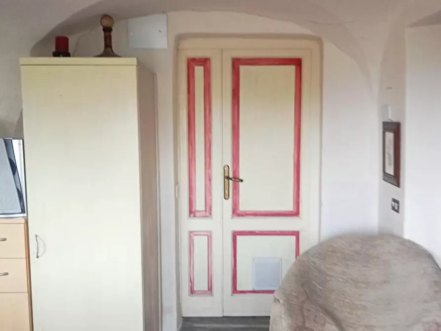 Immagine 3 di Casa semindipendente in vendita  a Podenzana