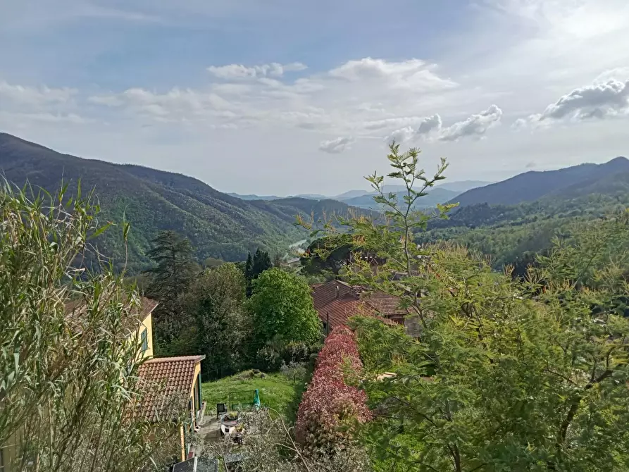 Immagine 13 di Casa semindipendente in vendita  a Podenzana