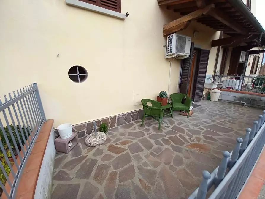 Immagine 2 di Appartamento in vendita  a Cascina