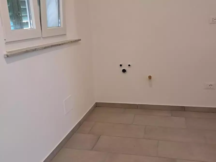 Immagine 10 di Appartamento in vendita  a Cascina