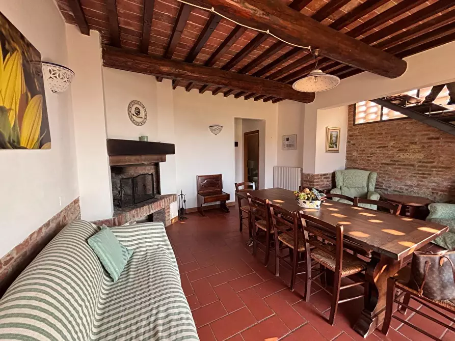 Immagine 61 di Agriturismo in vendita  a Palaia