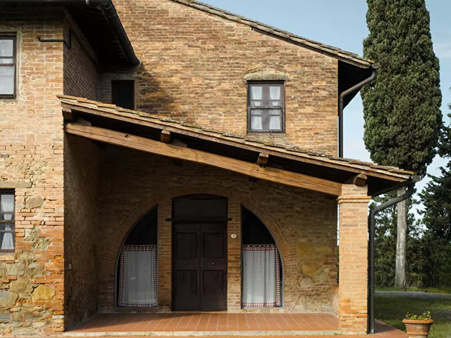 Immagine 19 di Agriturismo in vendita  a Palaia