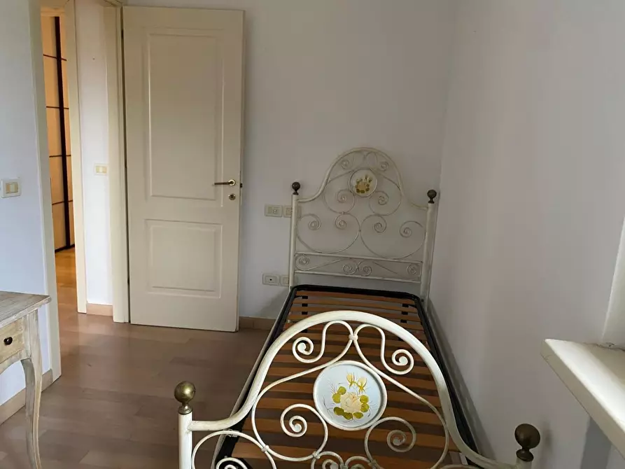 Immagine 15 di Appartamento in vendita  a Massarosa