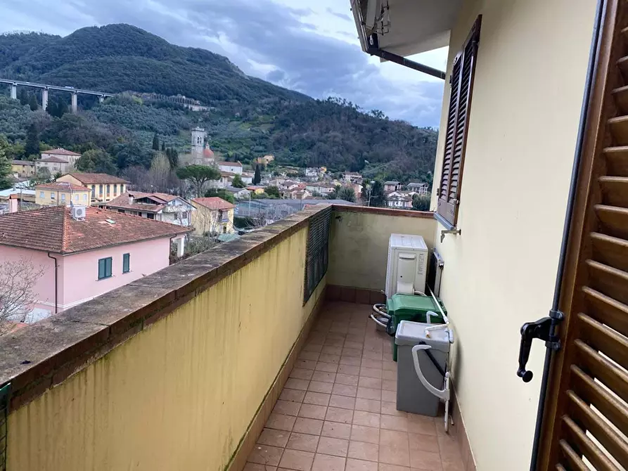 Immagine 5 di Appartamento in vendita  a Massarosa