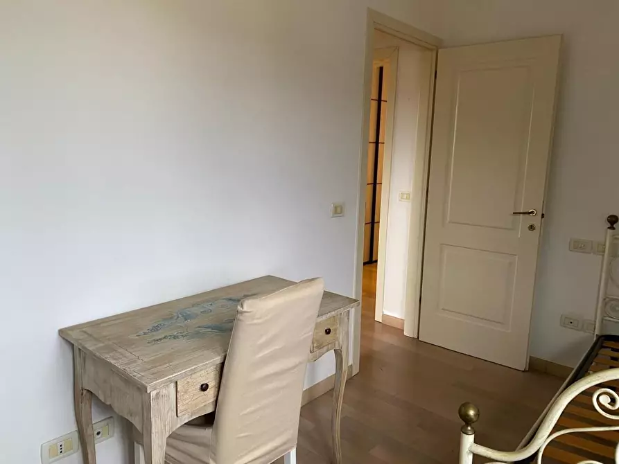 Immagine 14 di Appartamento in vendita  a Massarosa