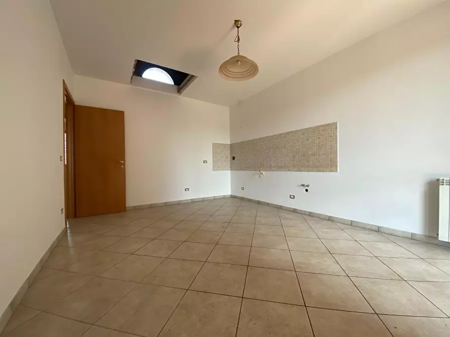 Immagine 8 di Appartamento in vendita  a Santa Maria A Monte