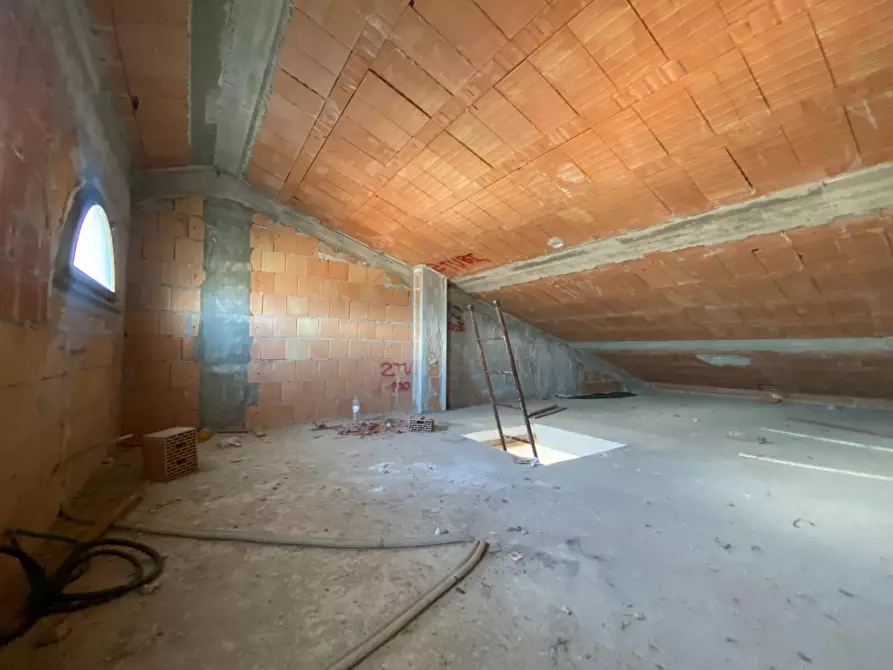 Immagine 6 di Appartamento in vendita  a Santa Maria A Monte