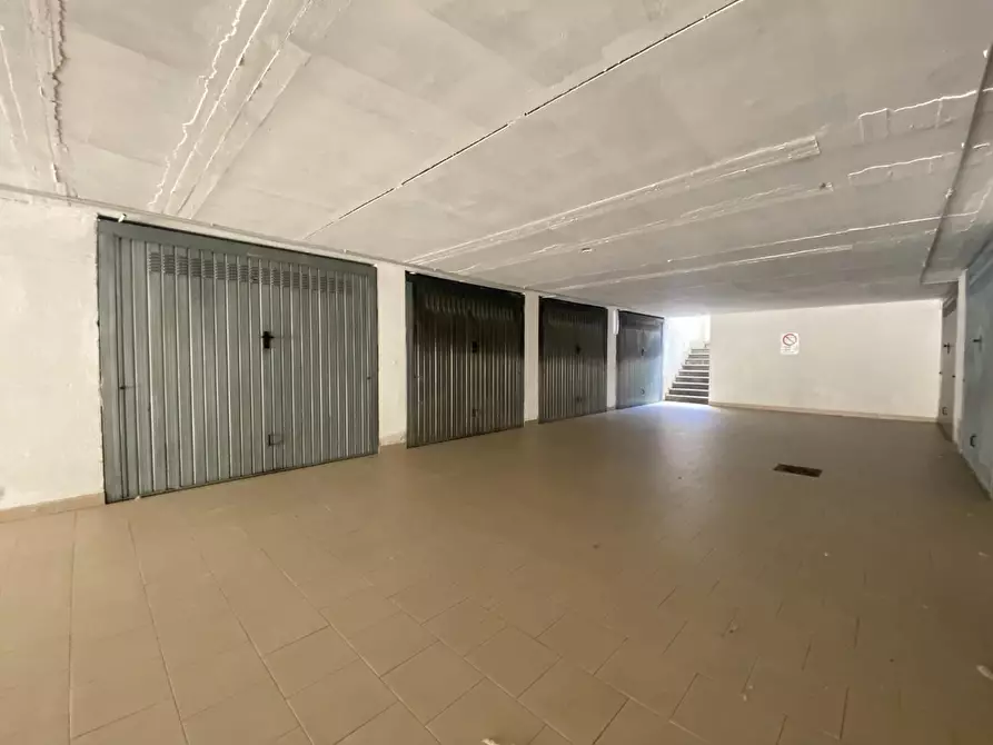 Immagine 18 di Appartamento in vendita  a Santa Maria A Monte